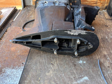 Load image into Gallery viewer, Mercury EFI CARB DFI two stroke 20 inch 3.0 liter 200 225 250 hp 818452A1 midsection w good steering arm 67706A55, 8137711 mounts, 832935A1 engine base and 8710A20 swivel
