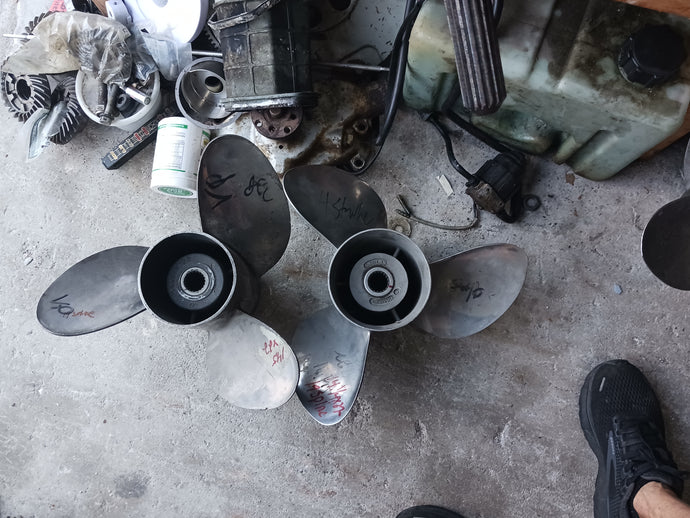 Volvo Penta SS, aluminum 19 spline props- 22, 17, 23 pitch