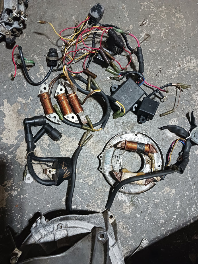 8 hp, 9.8 hp tohatsu nissan parts- head, top cowling, recoil, coil plate, powerhead