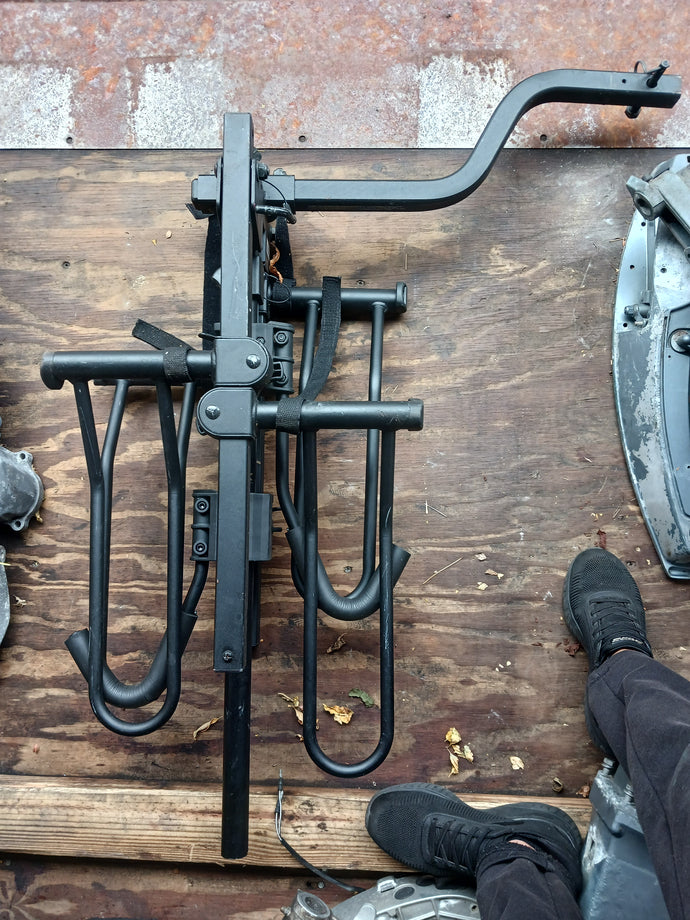 Hollywood sports rider  hitch mount fold up two bike rack