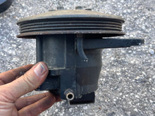 Cargar imagen en el visor de la galería, 135 150 175 hp Mercury AIR COMPRESSOR 831998A10 831998-c1 831998A13 two stroke 2.5 DFI 831998A9 831998A22 899113A03 8M0050656 8M0057463 8M0060053
