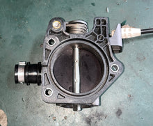 Lade das Bild in den Galerie-Viewer, 115 hp Mercury THROTTLE BODY 898103T98 four stroke EFI
