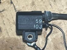 Load image into Gallery viewer, 150 hp Yamaha 6R3-85570-01-00 IGNITION COIL 6” boot cable 115-200 hp 1994-2006
set of 3
