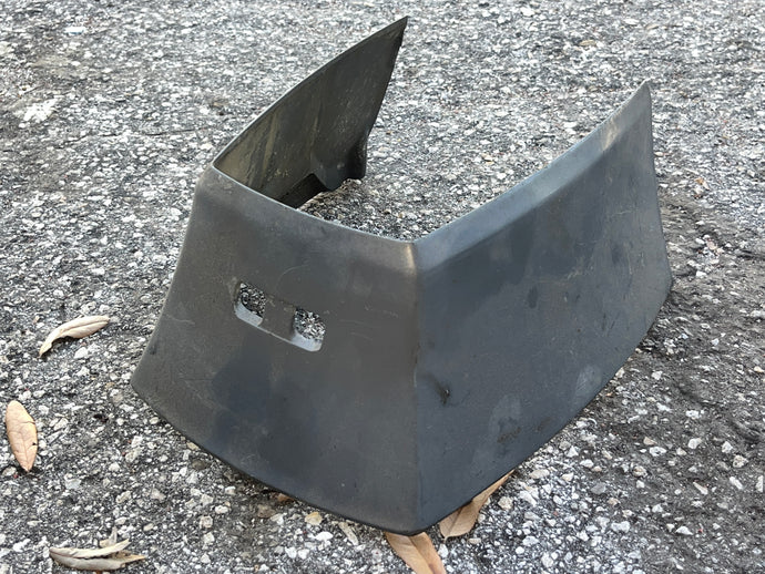 75 85 hp Yamaha BOTTOM COWL APRON 688-42741-00-4D two stroke - some compatibility with 90 hp 1994-1995
