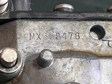 Lade das Bild in den Galerie-Viewer, parts 9.9 15 hp Johnson Evinrude 338478 334045 mx332478 CARBURETOR, top johnson 436316 two stroke
