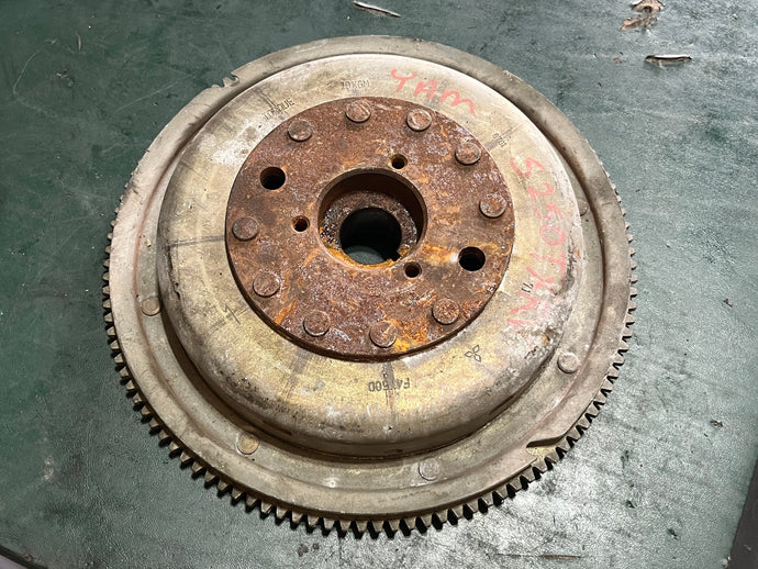 250 225 200 hp Yamaha Flywheel ROTOR ASSY 61A-85550-01-00 two stroke 1996-2003