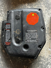 Cargar imagen en el visor de la galería, 55 hp Johnson Evinrude AIR SILENCER intake airbox 322089 322088 038766 320678 0388140 two stroke 1976-1984 Some 40 50 60 hp compatibility
