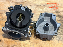 Load image into Gallery viewer, 70 hp Johnson Evinrude 313355 d2 d1 CARBURETOR w linkages, choke solenoid &amp; plunger TWO STROKE oem 0393546 0393547 CARBURETOR with linkages two stroke 1978-88
