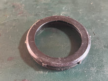 Load image into Gallery viewer, f 25 hp Yamaha 65W-14262-00-00 FLANGE four stroke 65W-14457-10-00 INTAKE SEAL
