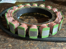 Lade das Bild in den Galerie-Viewer, 150 175 200 hp YAMAHA hpdi STATOR 68F-81410-00-00 two stroke ELECTRICAL two connector 2000-2011
