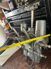 Load image into Gallery viewer, 85 90 75 hp Yamaha POWER TRIM &amp; TILT ASSY 6H1-43800-13-4D 6H1-13 two stroke 1994-1996 some 70 60 compatibility
