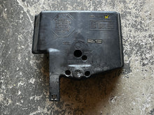 Load image into Gallery viewer, 35 25 hp Johnson Evinrude AIR SILENCER 389414 0392751 intake airbox Two Stroke 1979-1981 some 10 15 20 hp compatibility
