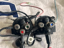 Cargar imagen en el visor de la galería, 50 40 hp Tohatsu Nissan trim relay SOLENOID SWITCH up 3C8725800 SOLENOID SWITCH down 3C8725810 FUSE HOLDER 3T9760620 two stroke 2004-2022 some 90 120 140 hp
