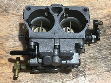 Lade das Bild in den Galerie-Viewer, 200 175 150 hp Mercury CARBURETOR SET WMH-16 top 3308-9672A44 3311-818650A4 818650A52, center 3308-9672A45 818650A5 818650A53, bottom 3308-9672A46 818650A6 818650A59 two stroke v6
