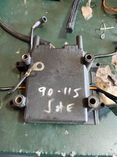 Lade das Bild in den Galerie-Viewer, 90 115 Johnson 584845 power pack CD4a0L61 control unit 0584845 585032c two stroke OIS
