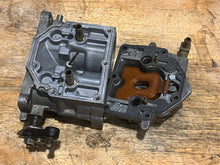 Lade das Bild in den Galerie-Viewer, 150 135 hp Mercury CARBURETOR SET WMH 31-1 31-2 31-3 3311-818650A31 818650A32 818650A56 two stroke v6
