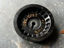 Cargar imagen en el visor de la galería, f 225 250 300 hp Yamaha  GEAR DRIVEN PULLEY 6CB-11567-00-00 four stroke 2010-2020

