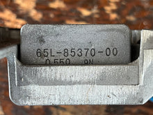Lade das Bild in den Galerie-Viewer, 150 - 250 hp Yamaha ELECTRICAL RESISTOR 65L-85370-00-00 PLATE 65L-81915-00-00 Two Stroke OX66 1997-2005
