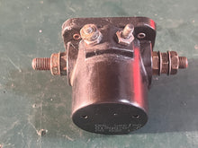 Load image into Gallery viewer, 50 hp Johnson 0586180 Evinrude SOLENOID 586180 two stroke OEM 35-115 hp
