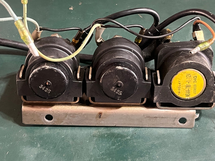 150 175 200 hp Yamaha STARTER RELAY 61A-81941-00-00 RELAY 6E5-81950-00-00 RELAY 6E5-8195A-00-00 two stroke 1991-2005