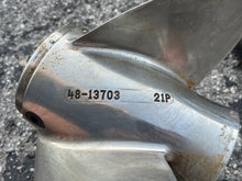 Lade das Bild in den Galerie-Viewer, Mercury MIRAGE PLUS Propeller 14 3/4x21p LH 48-13703 Stainless Prop 3-blade 1243-2 Yamaha 6 Cylinder NEEDS HUB KIT
