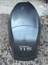 Load image into Gallery viewer, f 115 hp Yamaha TOP COWLING 68V-42610-10-8D four stroke 2002-2004
