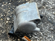Lade das Bild in den Galerie-Viewer, 30 25 15 hp Evinrude E-tec FUEL INJECTOR 5010220 5004428 353748 two stroke 2017 AA AB AF
