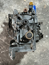 Cargar imagen en el visor de la galería, BF 90 75 hp Honda CYLINDER BLOCK 12000-ZW1-L00ZA four stroke 2001-2006
