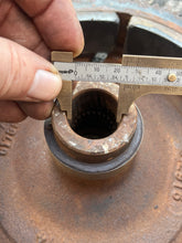 Cargar imagen en el visor de la galería, 150 200 hp Mercury 271-817832c FLYWHEEL magneto two stroke v6
