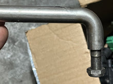 Lade das Bild in den Galerie-Viewer, 50 40 hp Tohatsu Nissan steering DRAG LINK &amp; HOOK PLATE 3C8848300 two stroke 2002-2010

