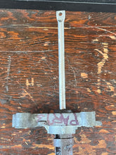 Charger l'image dans la galerie, PARTS ONLY: DT 115 140 hp Suzuki 25” PUSH-PULL SHIFT MECHANISM rod 23110-94510 guide 25141-94510 collar 25205-94501 clutch cam 25311-94510 two stroke 1985-2001

