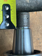 Load image into Gallery viewer, 75 90 hp Yamaha CRANKSHAFT 688-11411-01-00 Two Stroke 3 Cylinder
