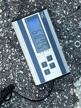 Lade das Bild in den Galerie-Viewer, 200 175 150 hp Yamaha CRANKCASE 64E-15100-00-94 two stroke 6 cylinder carbureted 1996-1998
