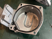 Lade das Bild in den Galerie-Viewer, 6 8 HP Yamaha CARBURETOR 6G1-14301-01-00 two stroke 1987-2002 NO FUEL PUMP
