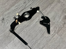 Load image into Gallery viewer, 100 115 125 Mercury THROTTLE LEVER spark advance 44333 44332-C LINK 44337 THROTTLE CAM 14518T1 Two Stroke
