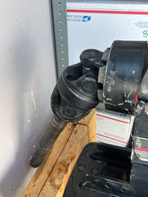 Lade das Bild in den Galerie-Viewer, complete Mercruiser Bravo One, sterndrive upper &amp; lower unit, 1.50:1 Gear Ratio USED
