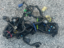 Load image into Gallery viewer, BF 130 115 hp Honda REMOTE CONTROL CABLE engine harness 32520-ZW5-010 Four Stroke NEWER 2004-up

