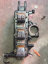 Lade das Bild in den Galerie-Viewer, 50 40 hp Tohatsu Nissan intake AIR BOX 3T5B022400 REED VALVES 3T5021000 two stroke 2002-2018
