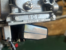 Load image into Gallery viewer, sold local aug7-2024———50 40 hp Yamaha CARBURETOR SET 62X-14301-00-00 14302 14303 1995-2003, 62X-14301-10-00 14302 14303 two stroke 2004-2009
