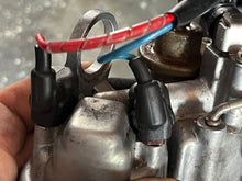 Cargar imagen en el visor de la galería, 150 175 200 225 250 300 hp Yamaha 68F-14182-01-00 VST FLOAT CHAMBER COVER 60V-14182-01-00 PUMP LEAD WIRE 68F-82509-00-00 FUEL FILTER 60V-24251-01-00 2000-2011 two stroke HPDI
