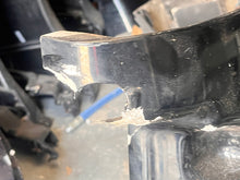Charger l'image dans la galerie, 115 100 CV Mercury CAPOTS INFÉRIEURS 8M0107317 878587A02 858743A04 INSERT 897658T JOINT CAPOT 8M0000413 quatre temps EFI
