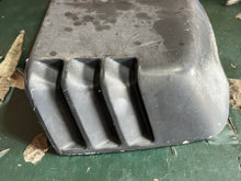 Load image into Gallery viewer, 150 175 200 hp Mercury COWL AIR INLET baffle 821256T1 821256T03 with 19-823865 two stroke EFI
