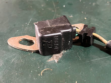 Load image into Gallery viewer, unknown sensor maybe bf 20
