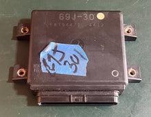 Load image into Gallery viewer, f 225 200 Yamaha 69J-30 ECU Control Unit F8T94471 69J-8591A-30-00 OEM 2005 older 69j-31 32 33
