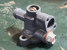 Lade das Bild in den Galerie-Viewer, f 250 225 200 hp Yamaha thermostat cover 2 anode 6P2-1240H-00-9S 69J-1240H-00-1S four stroke 2002-2018
