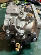 Lade das Bild in den Galerie-Viewer, 150 hp Yamaha CARBURETOR SET 6R2-01 6R2-14301-02-00 6R2-14302-02-00 6R2-14303-02-00 International Two Stroke 1986-1995
