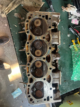 Load image into Gallery viewer, sold ebay aug2025——5.0 5.7 Liter OMC 1989 cylinder head #2 3853852 985431 Valve Cover 0986748 volvo
