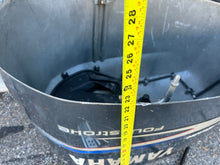 Lade das Bild in den Galerie-Viewer, F200,  F 225 hp Yamaha TOP COWLING four stroke LOCAL PICK UP ONLY
