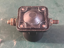 Load image into Gallery viewer, 50 hp Johnson 0586180 Evinrude SOLENOID 586180 two stroke OEM 35-115 hp
