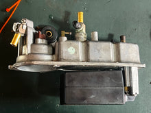 Load image into Gallery viewer, 150 200 225 250 hp Yamaha VST FLOAT CHAMBER COVER 66K-14182-02-00 two stroke OX66 2001-2002
